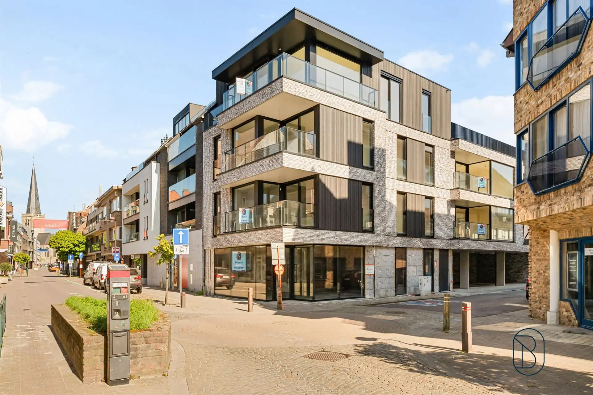 Mooie appartementen met terras + handelspand op topligging foto 12