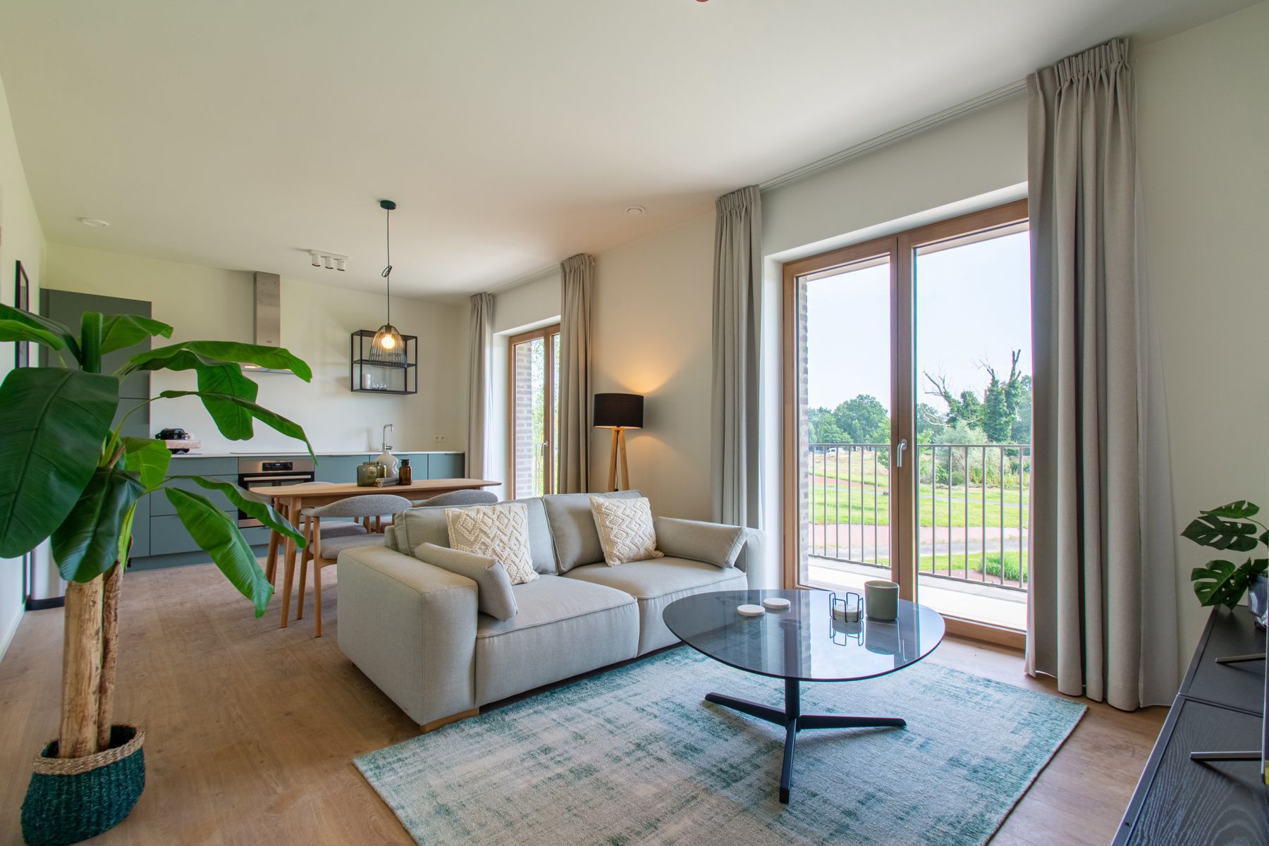 Gemeubeld 1K appartement omringd door park en natuur  foto 2