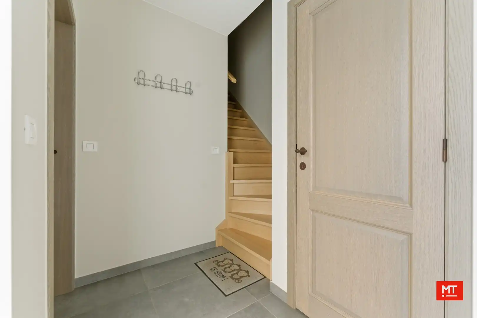 Recente, instapklare woning met 3 slpk, zonnige tuin en garage op het einde van een doodlopende straat in Langemark foto 8