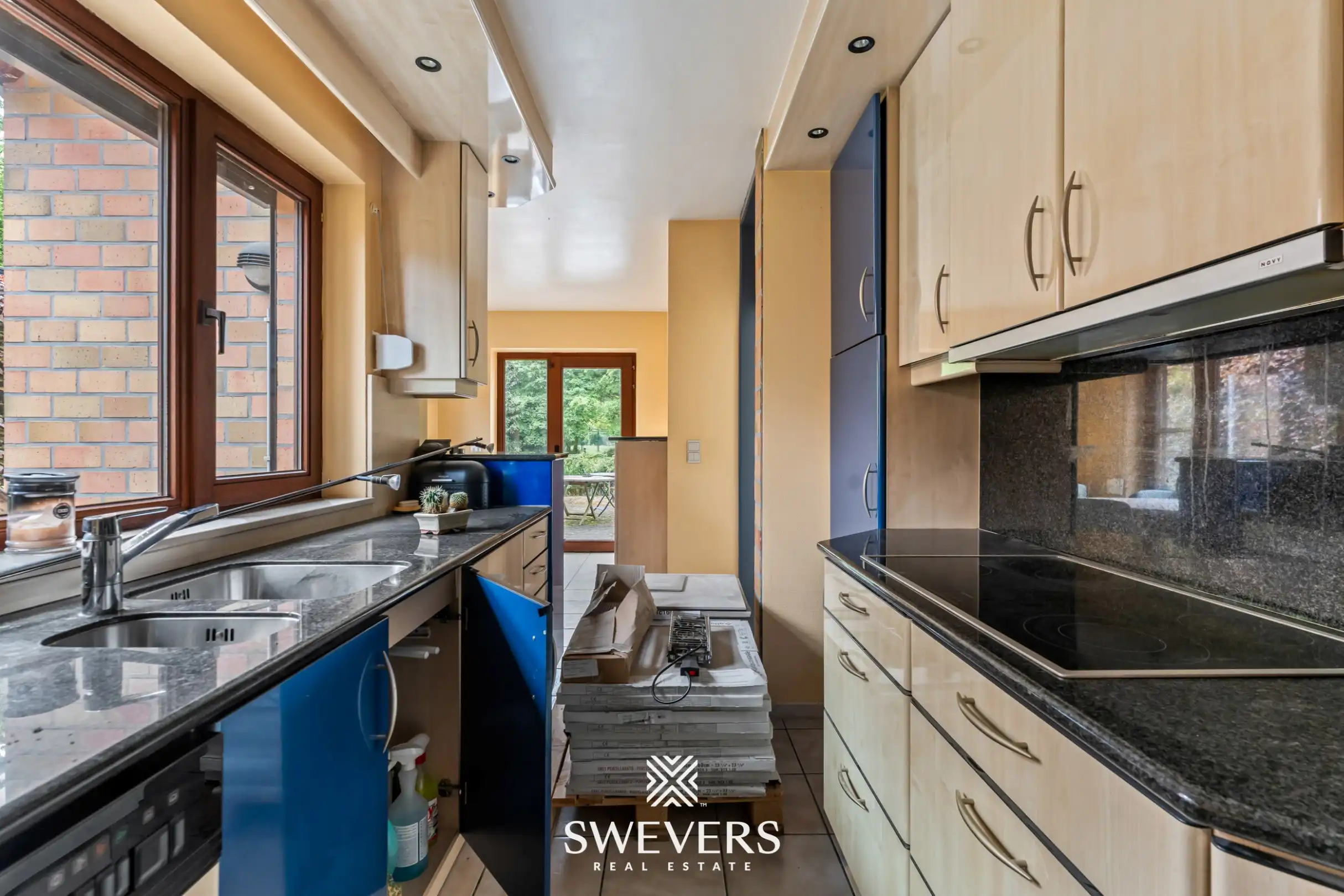 Ruime woning met veel potentieel op prachtig perceel (23a96ca) te Helchteren foto 12