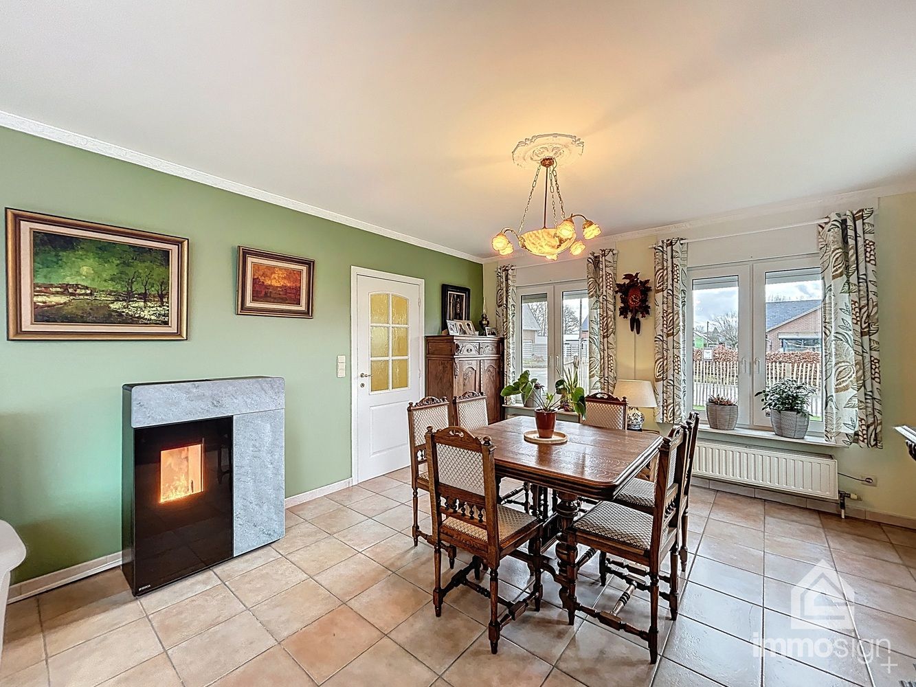 Instapklare laagbouwwoning met 2 (mgl. 3) slaapkamers en dubbele garage op een perceel van 718 m² foto 6