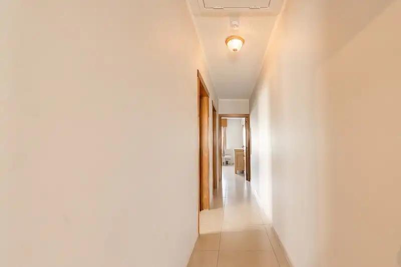 Zeer ruime en rustig gelegen villa TE KOOP in Sint-Eloois-Vijve! foto 13