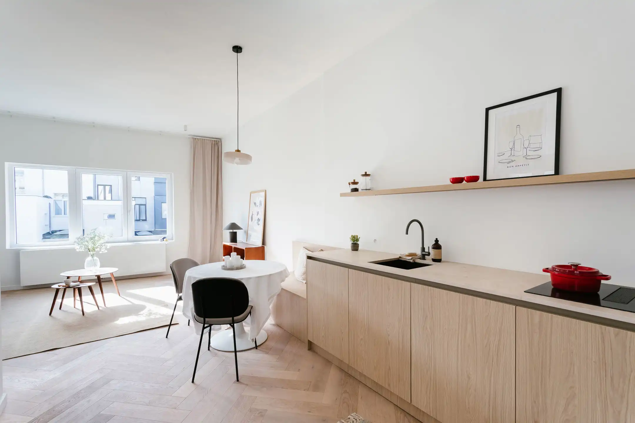 Stijlvol appartement op top locatie! foto 2