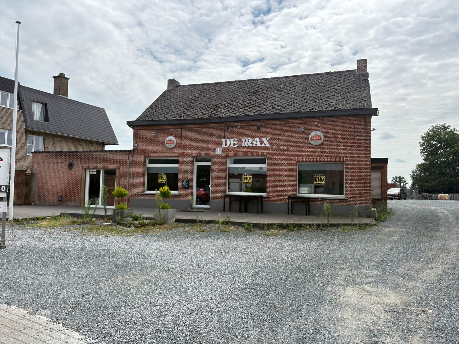 Café vrij van brouwer te huur in het centrum van Bevel foto {{pictureIndex}}