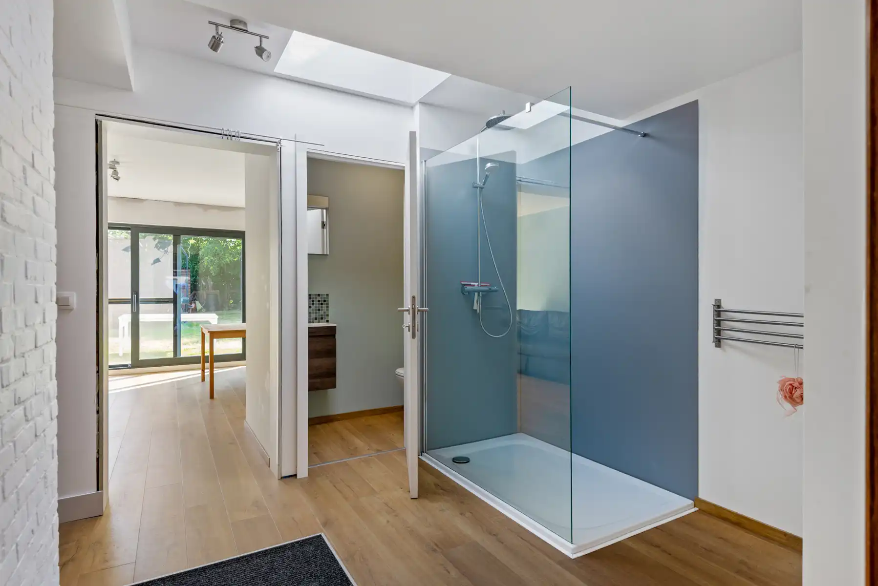 Ruime instapklare beletagewoning met bijna 250 m² bewoonbare oppervlakte, rustgevende tuin én dakterras foto 29