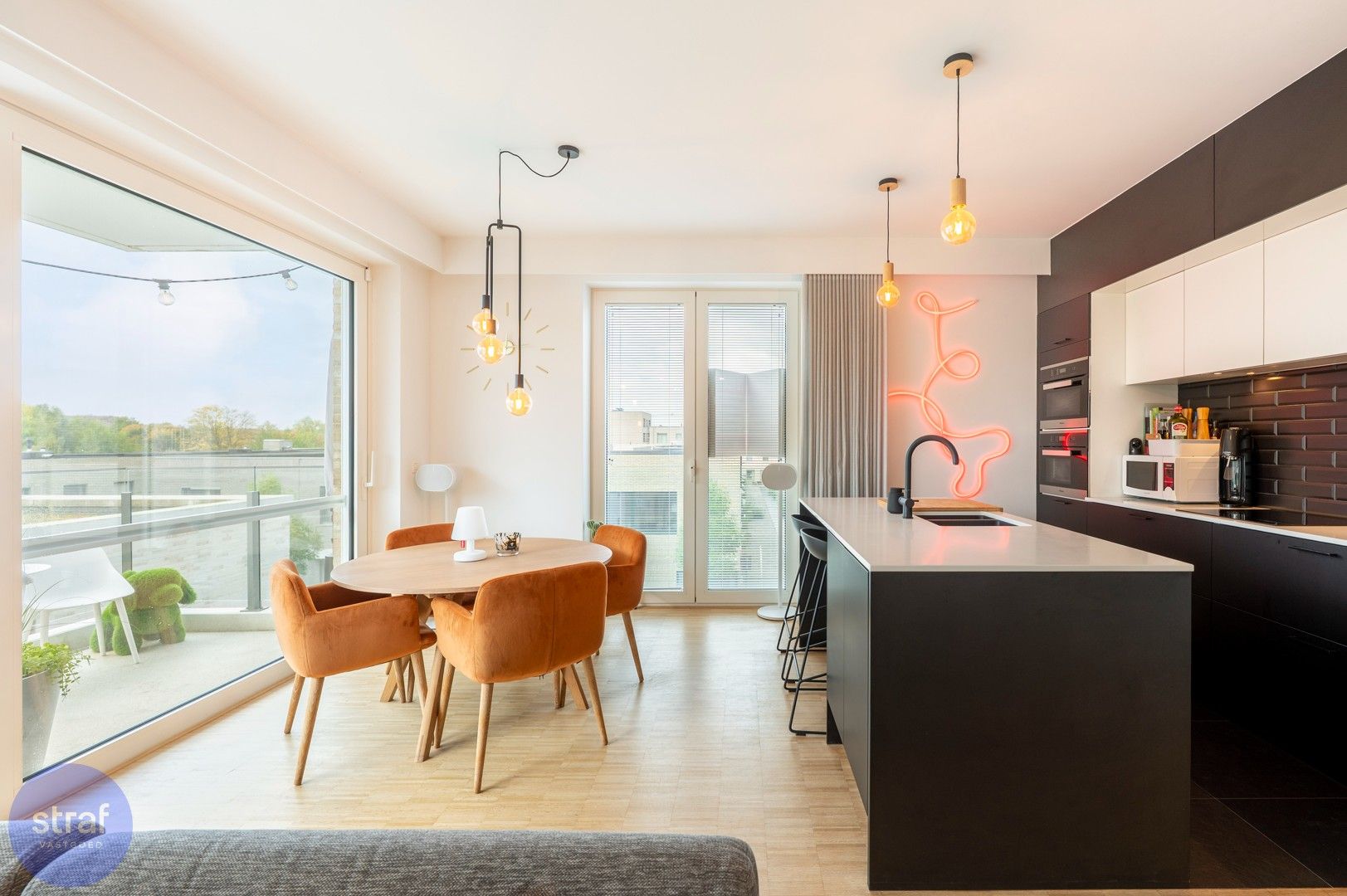 Modern appartement met terras en Galgenweel view foto 3