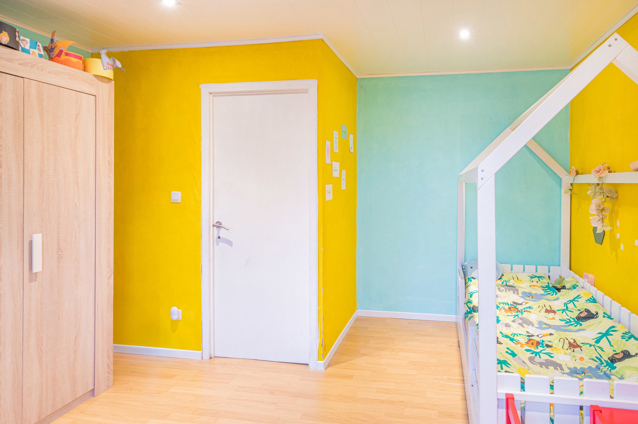 Lichtrijke woning met 4 slaapkamers in hartje Blaasveld foto 12