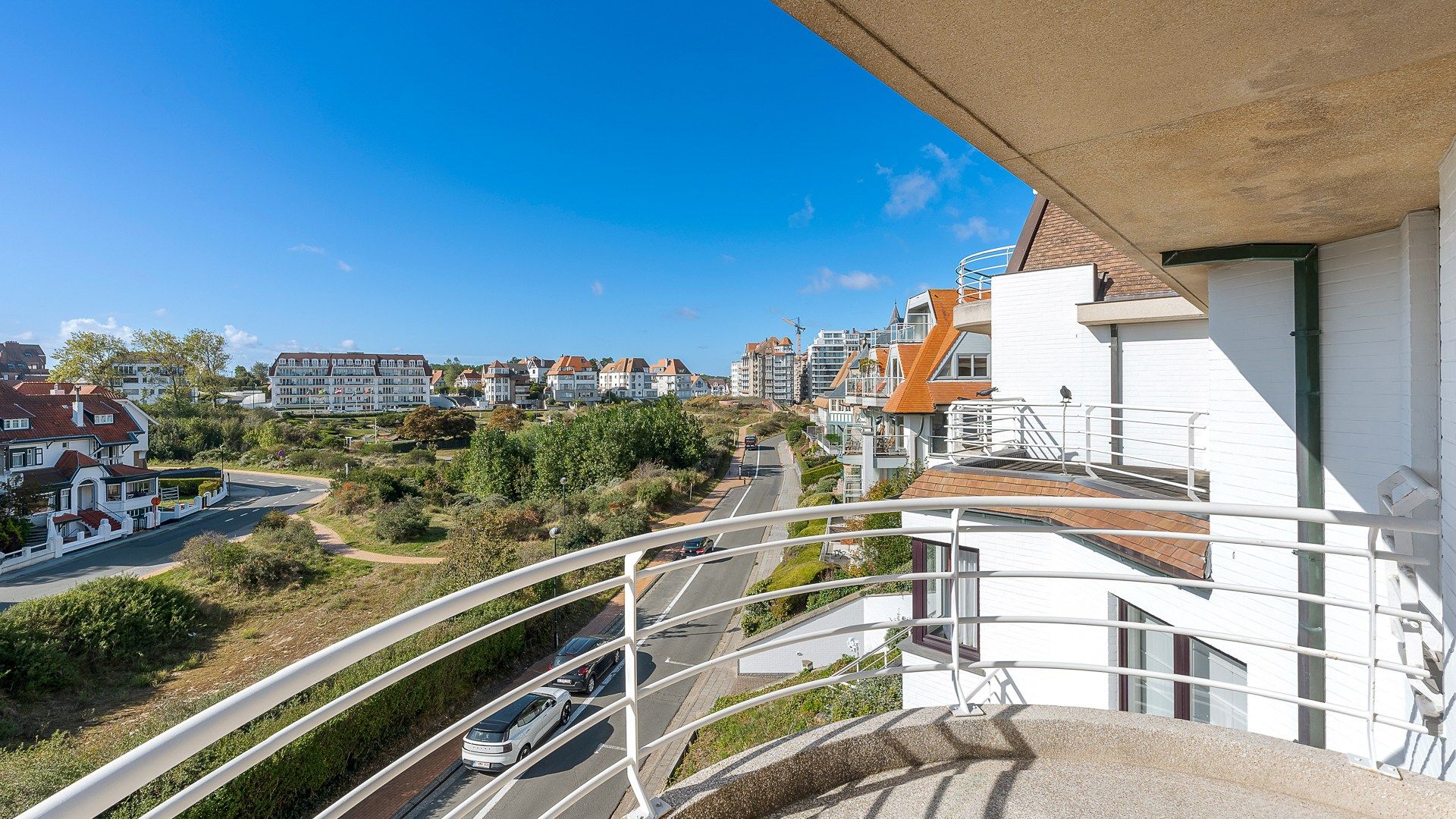 ()=>{if(producerUpdateValueVersion(node),producerAccessed(node),node.value===ERRORED)throw node.error;return node.value} Engelsestraat 18 - - 8301 Knokke-Heist