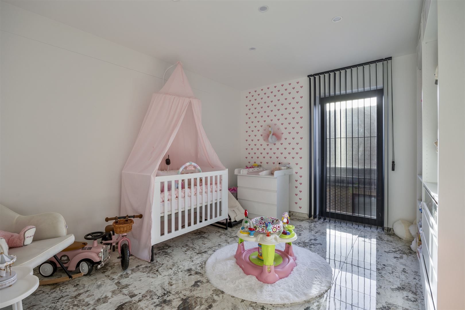 TE KOOP: Vrijstaande nieuwbouwwoning met 4-5 slaapkamers! foto 22