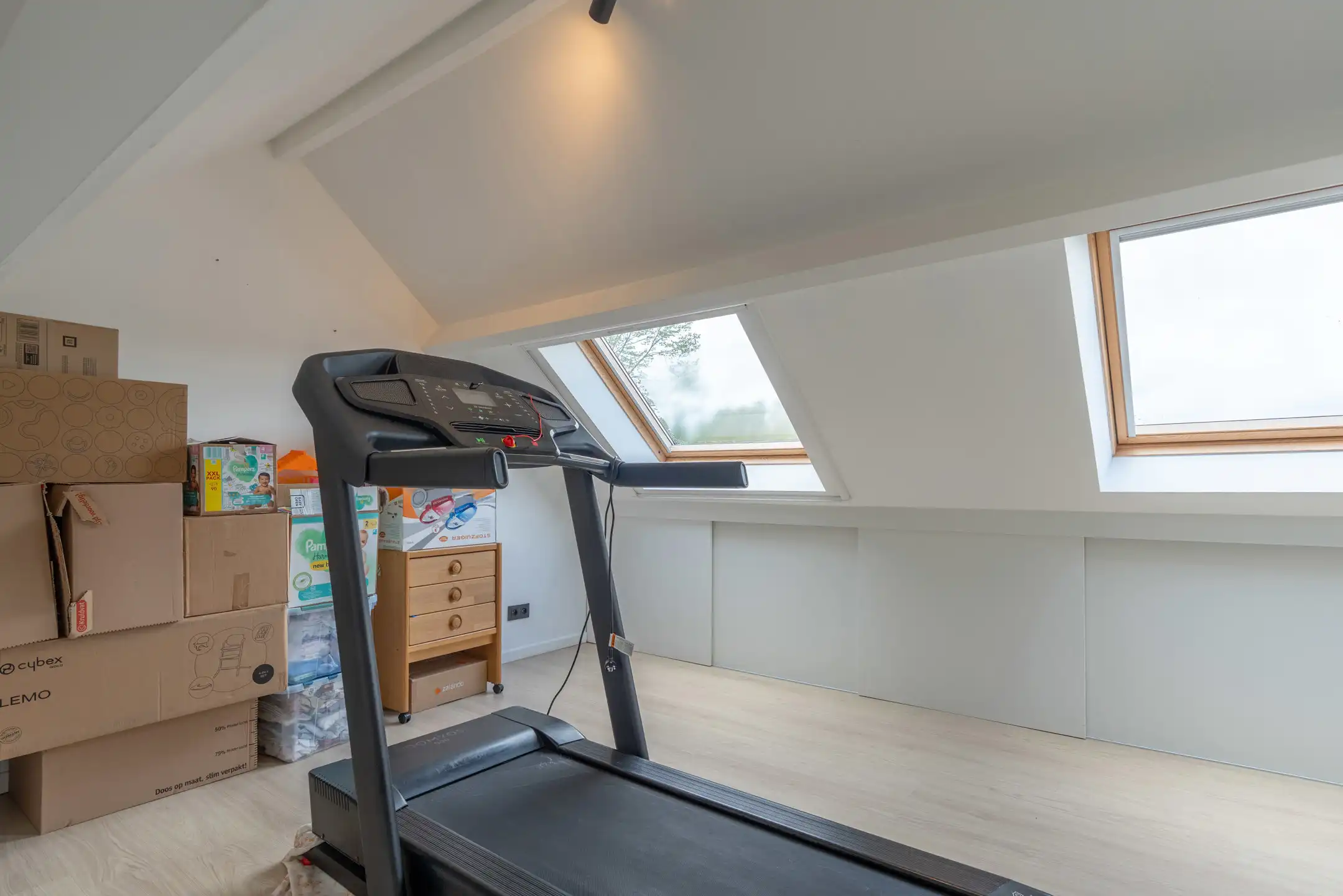 Instapklare 3 slaapkamerwoning met bureau en tuin te Turnhout foto 24