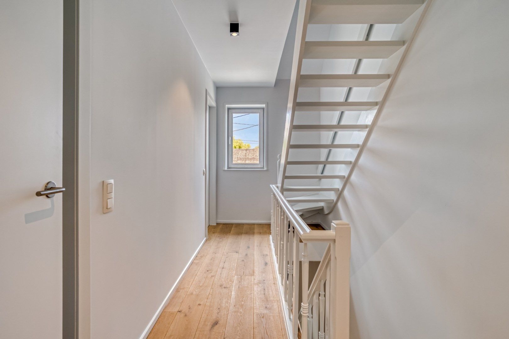 Gerenoveerde parel met 3 slaapkamers, dubbele garage op 540m² - EPC A! foto 13