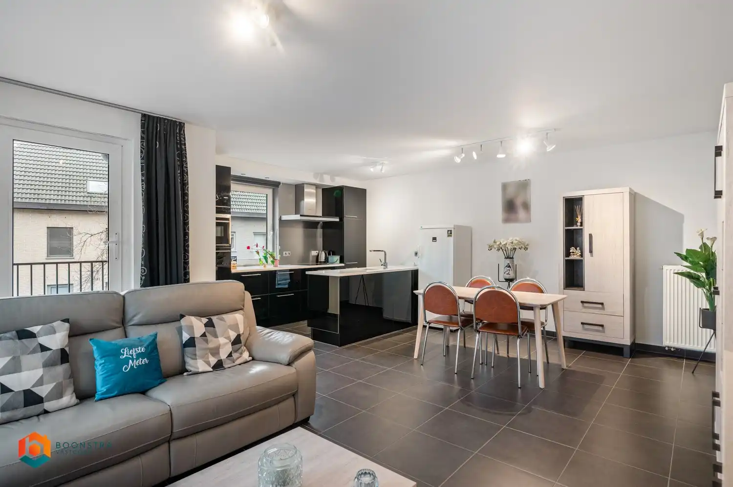 2 slpkr app met terras en ondergrondse parking foto {{pictureIndex}}