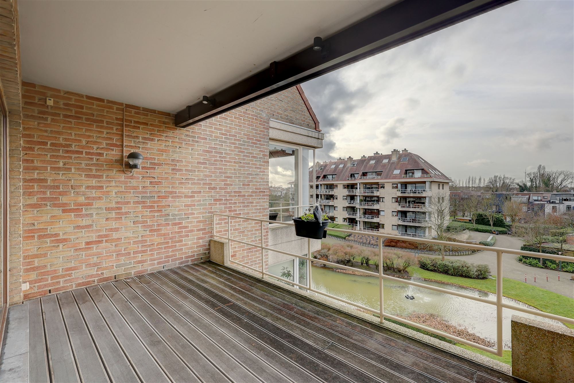 Ruim appartement met twee slaapkamers en terras te huur in residentie Nachtegalenhof foto 12