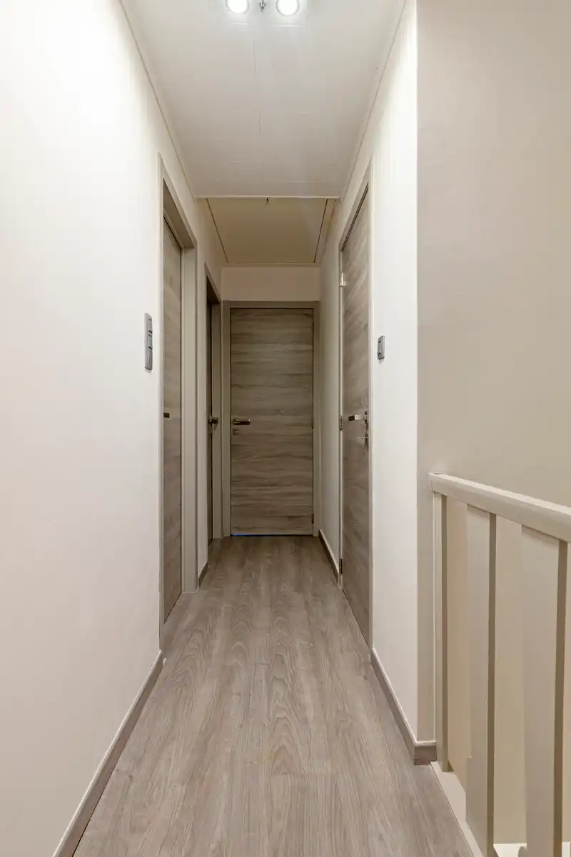Instapklare centrum-woning pal bij centrum Buggenhout  foto 15