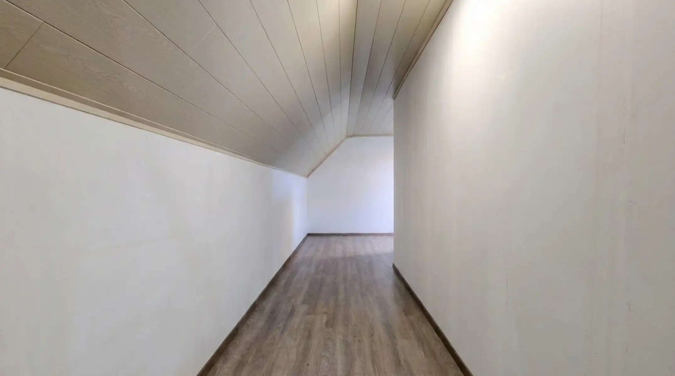 Zeer energiezuinige woning met 5 slpks op ca. 769 m² grond.  foto 16