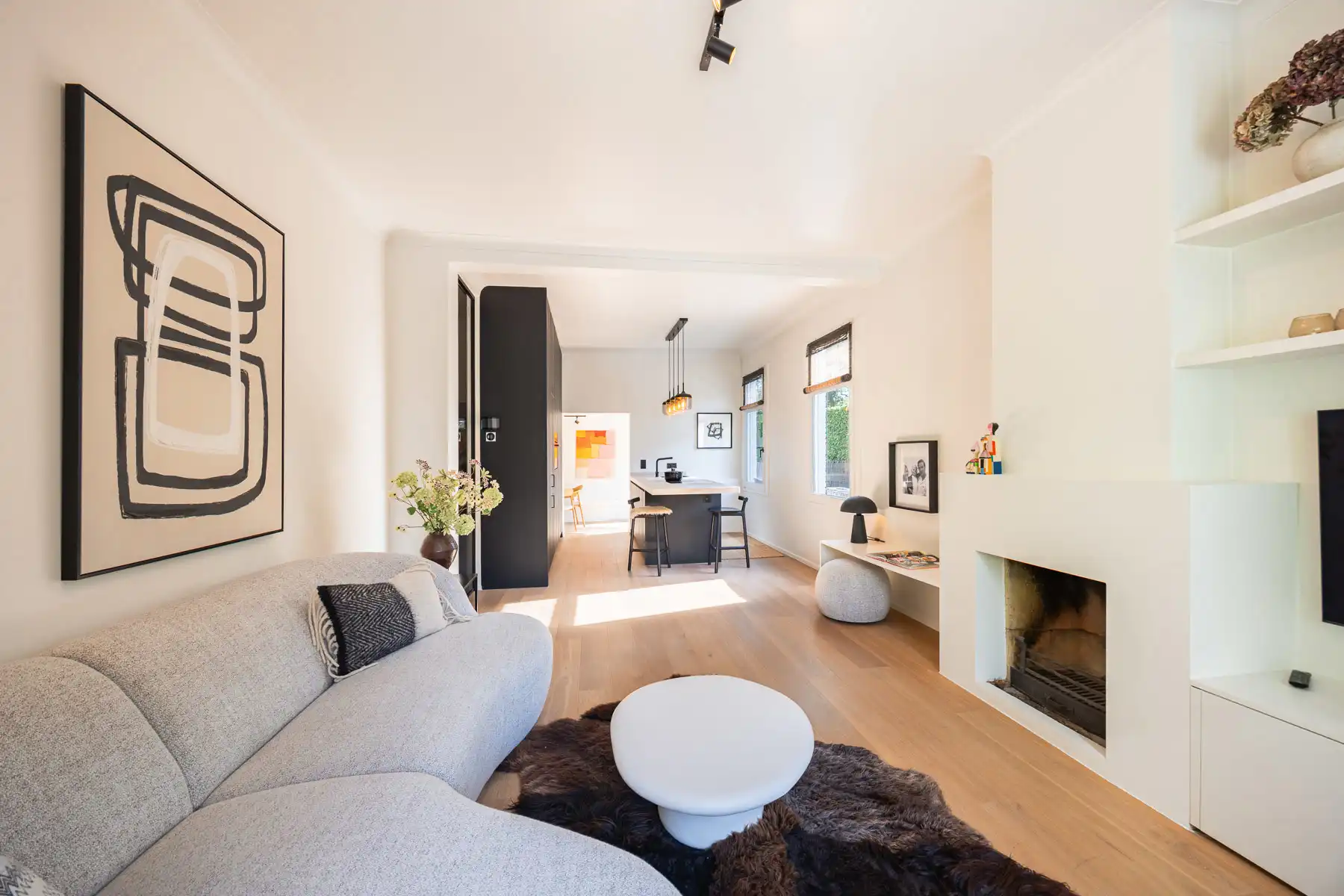 Gerenoveerde karakterwoning met gezellige tuin foto 5