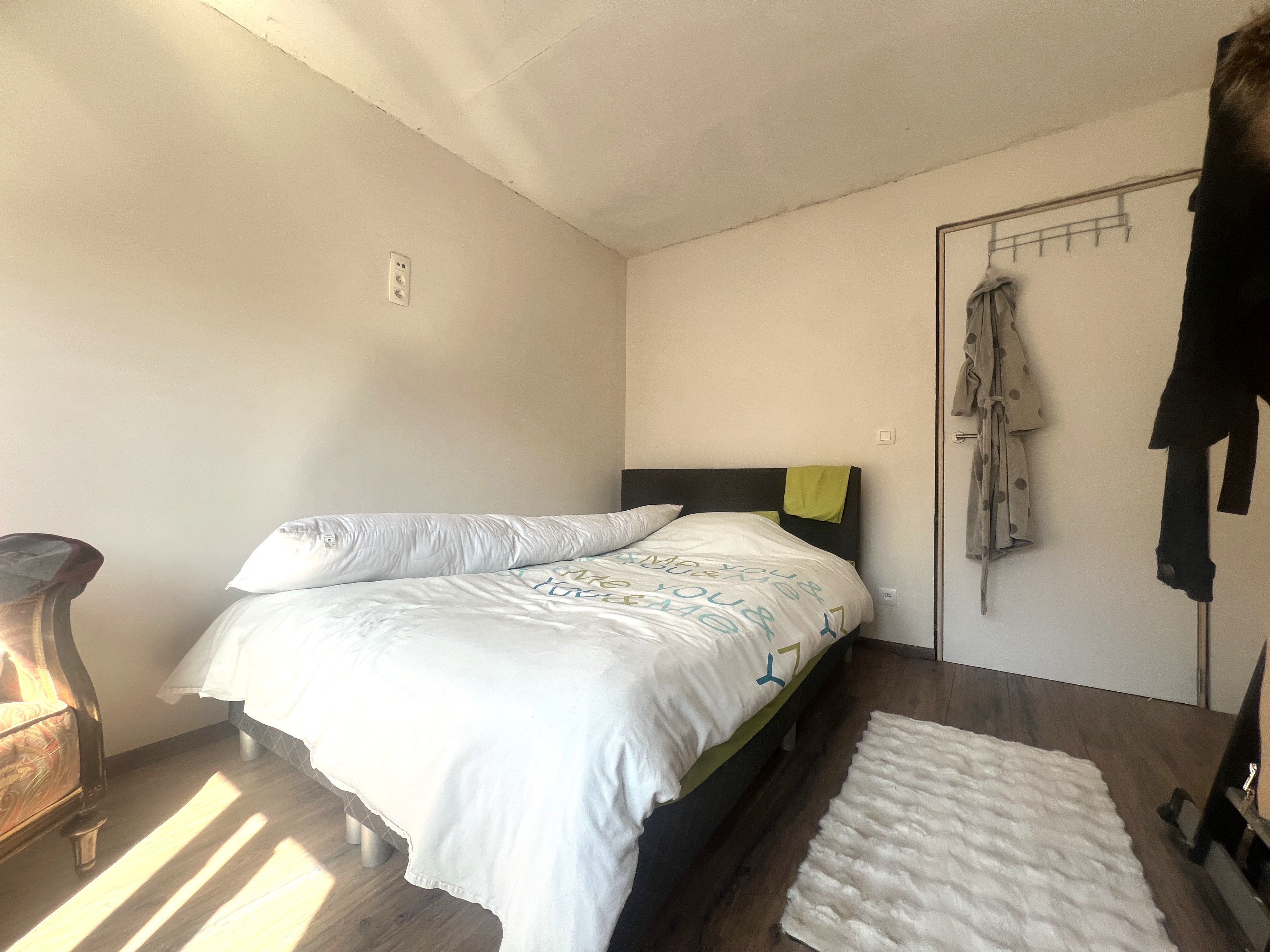Energiezuinige vrijstaande woning in hartje Koekelare! foto 8