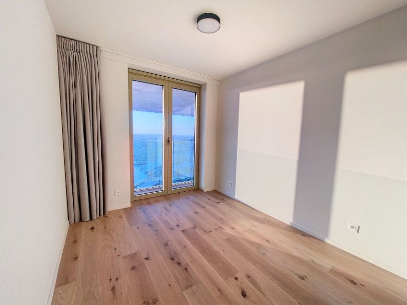 Modern instapklaar BEN- APPARTEMENT op 7de verdiep met alle comfort foto 19