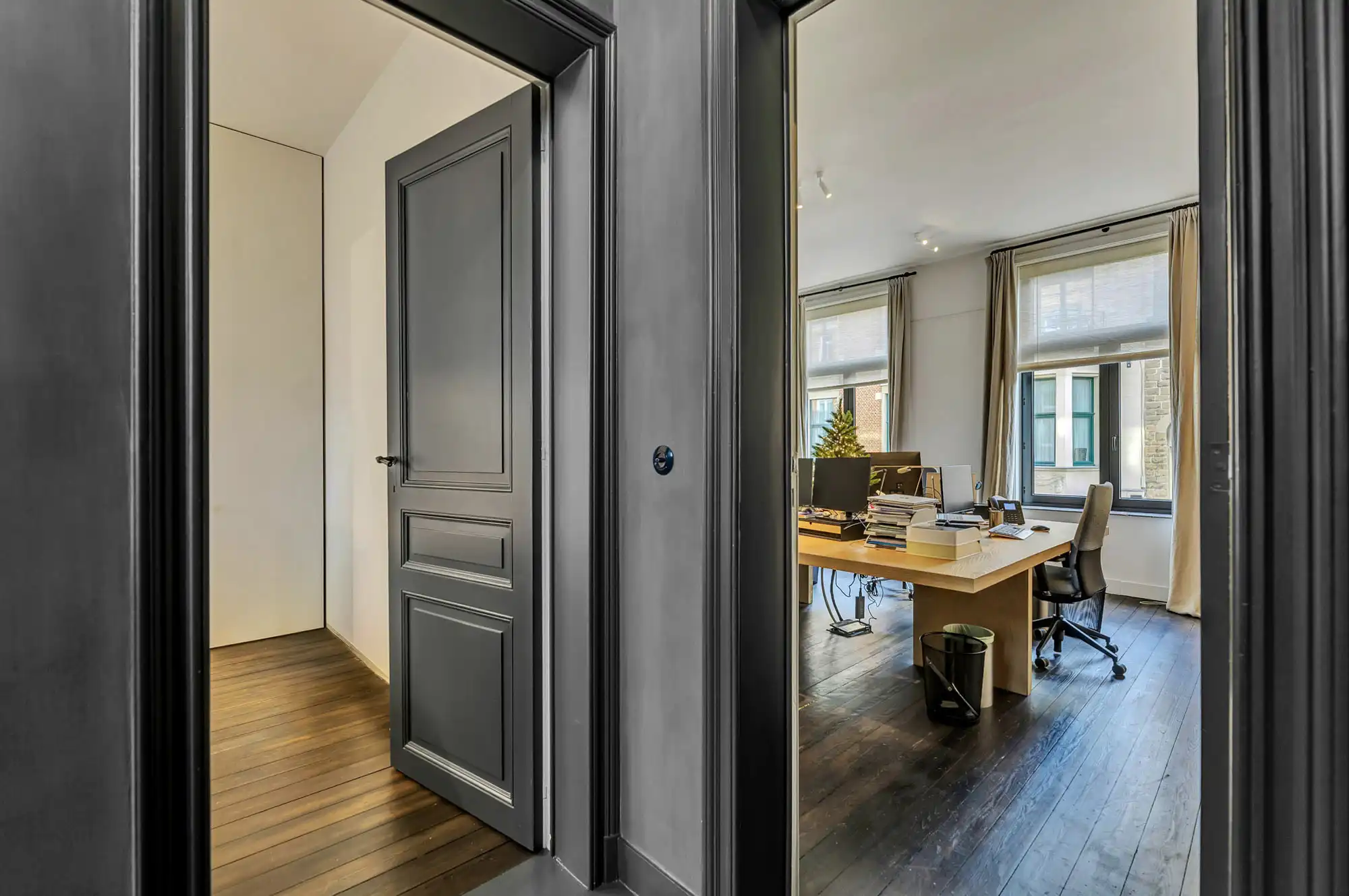 Authentiek gerenoveerd herenhuis in het hart van Aalst foto 12