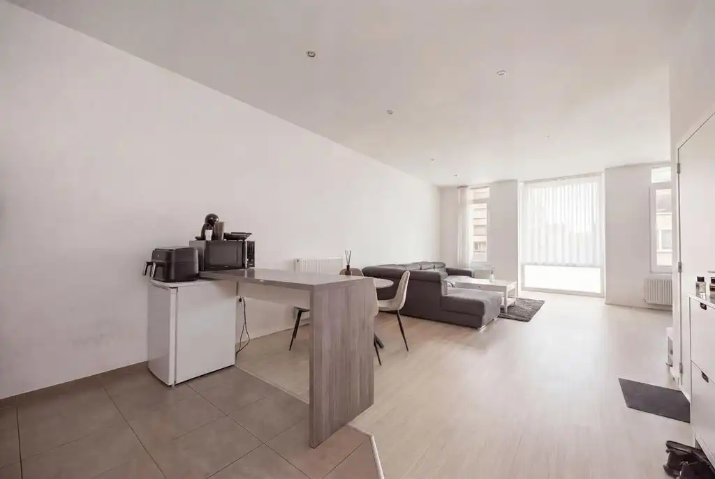 Instapklaar appartement met terrasje foto 11
