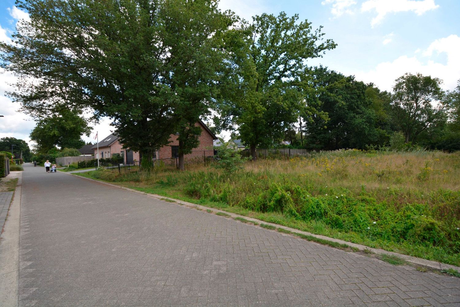 BOUWGROND 783 m² VOOR OPEN BEBOUWING! foto 3