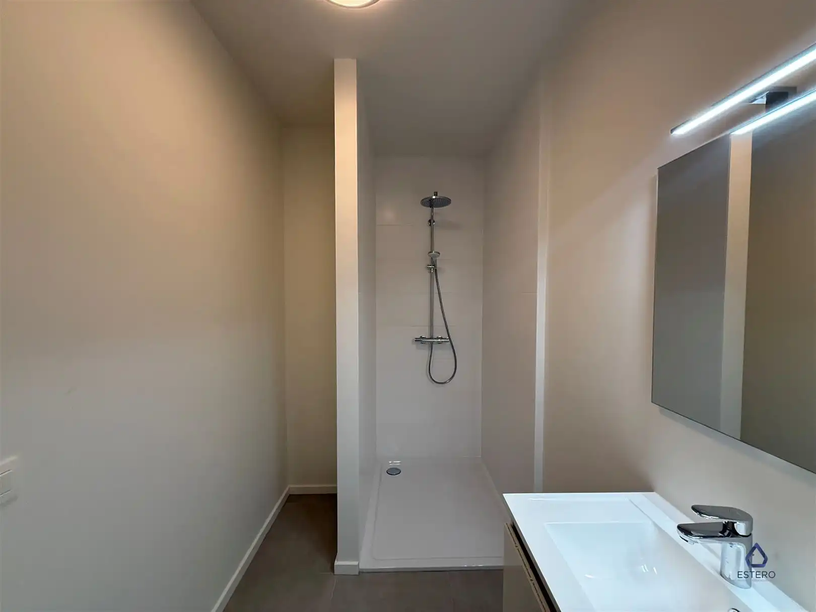 Nieuwbouwappartement met 2 slaapkamers op een topligging foto 17