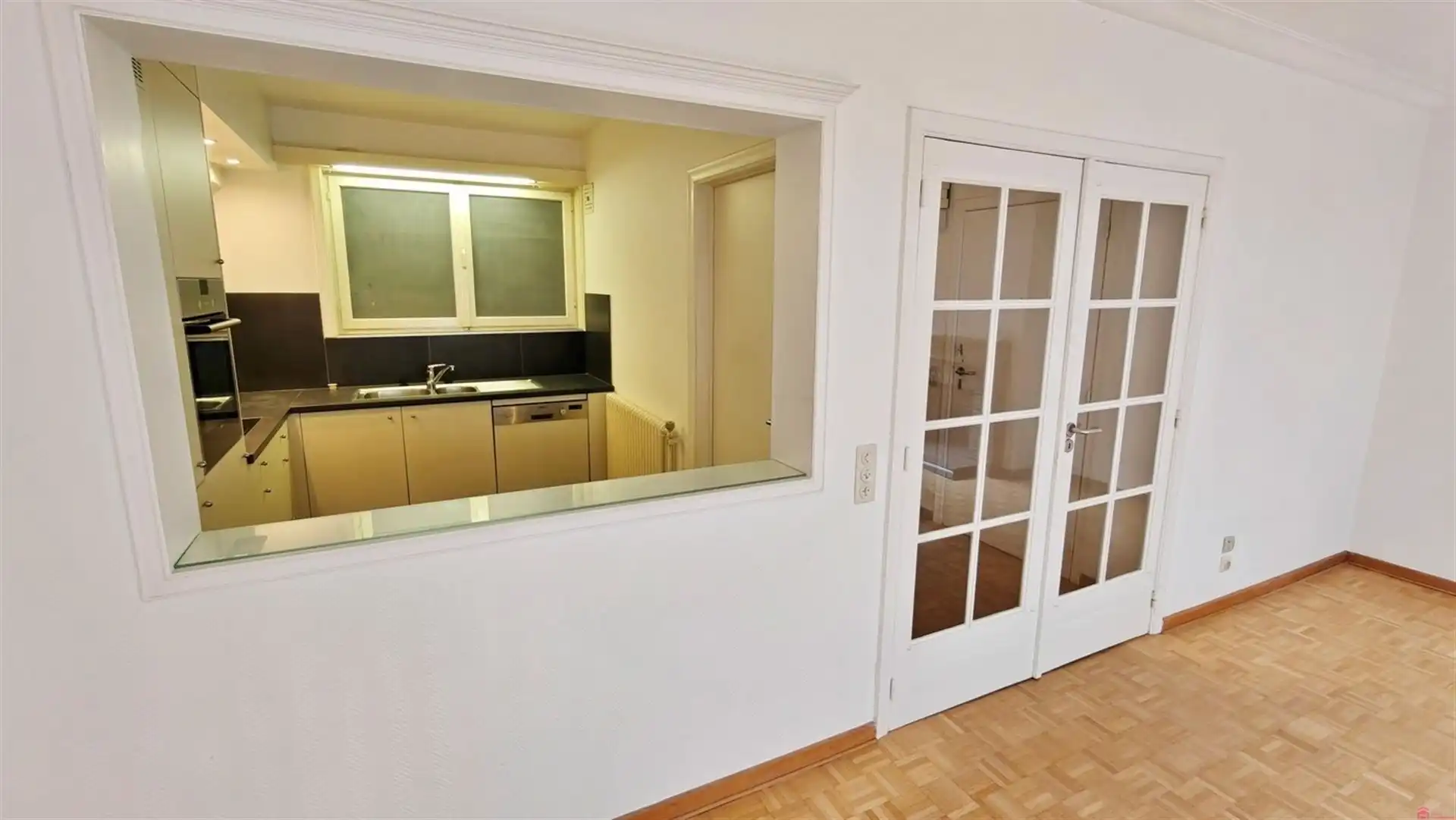 Appartement op toplocatie nabij het oude gerechtshof van Kortrijk foto 6