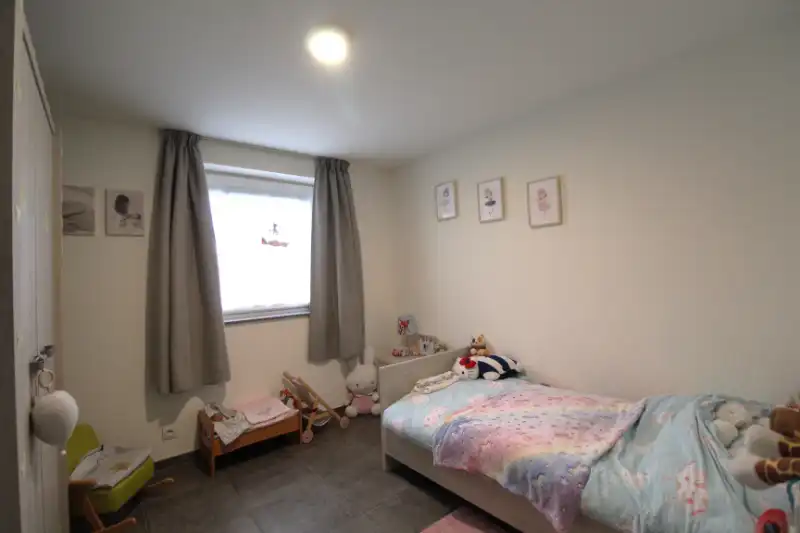 Instapklare woning in centrum Roeselare foto 12