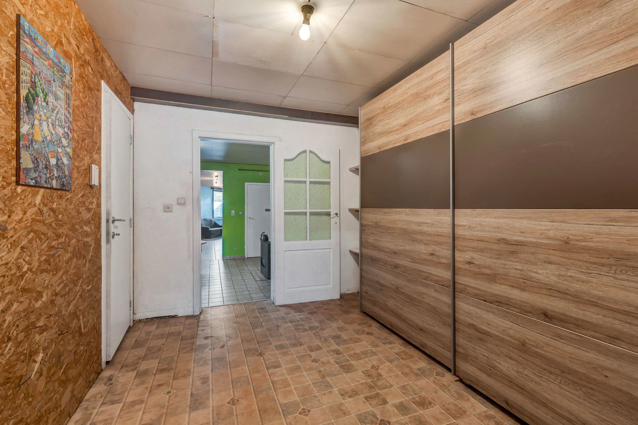 Te renoveren halfopen woning met ruime garage en grote tuin  foto 9