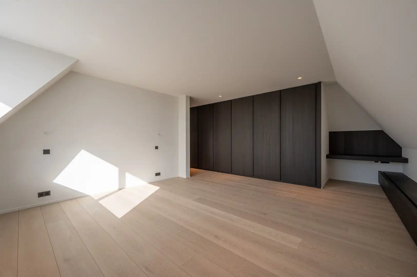 Uitzonderlijke luxueuze nieuwbouwvilla met zwembad in een residentiële buurt te Knokke foto 28