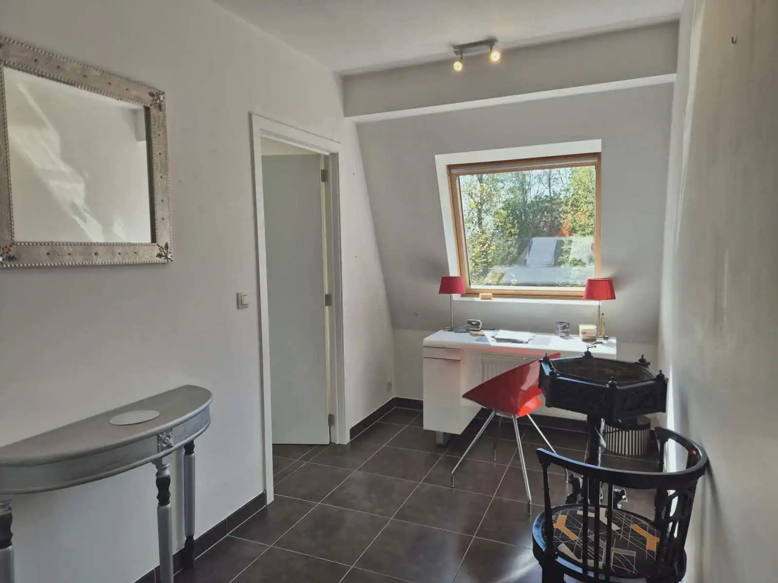 Prachtig dakappartement met 2 slaapkamers en garage foto 13