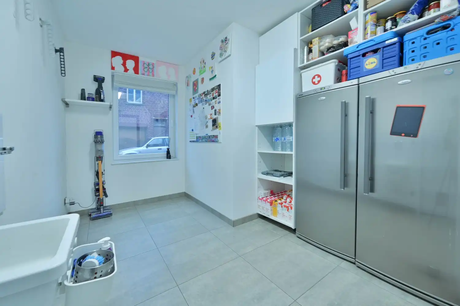 Ruime, energiezuinige gezinswoning met 6 slaapkamers, tuin en zwembad nabij Leuven foto 7