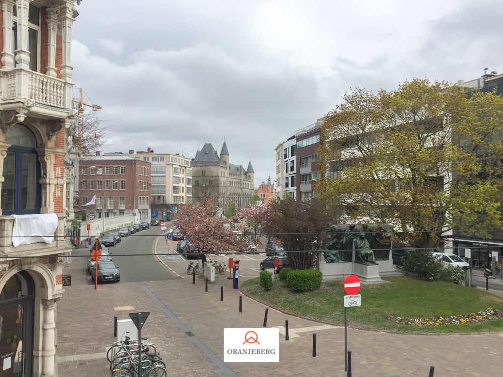 Duplex in hartje Gent met uitzicht op Krook en Laurentplein foto 7