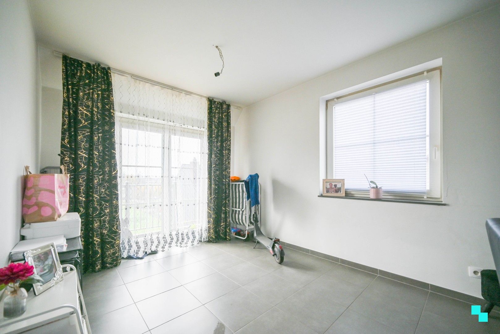 Duplexappartement nabij centrum Oostrozebeke foto 3