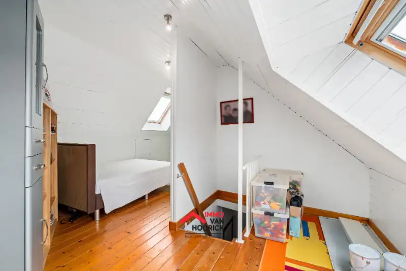 Zeer nette woning aan de stadsrand met 3 slpkmrs!!! foto 14