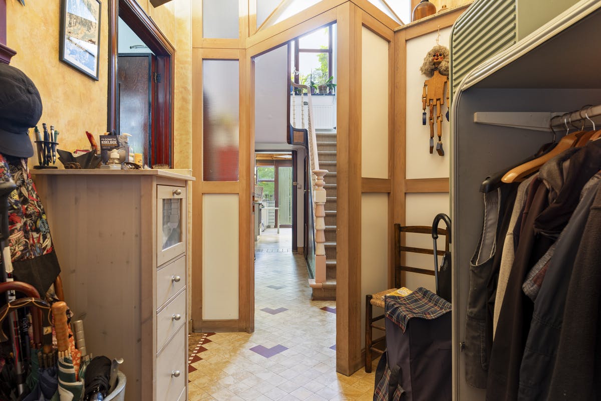 Charmant en ruim huis met 2 garageboxen in hartje Vilvoorde foto 2