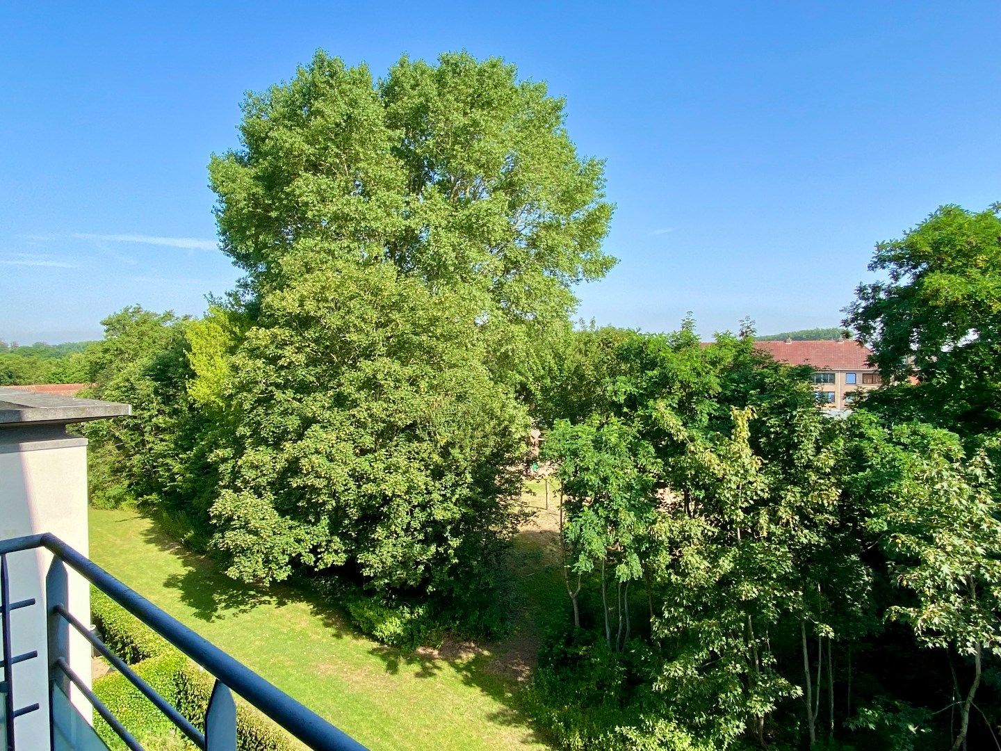 Duplex appartement te huur in Sint-Kruis op 3de verdieping!  foto 10