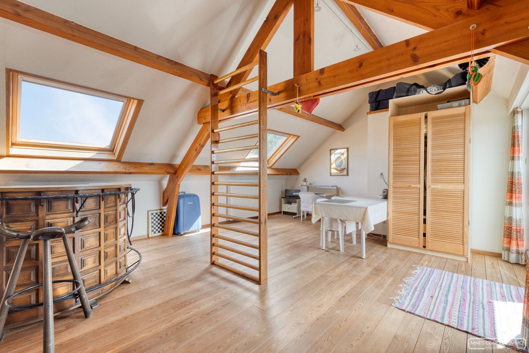 Grote woning met prachtige zichten te koop te Anzegem foto 17