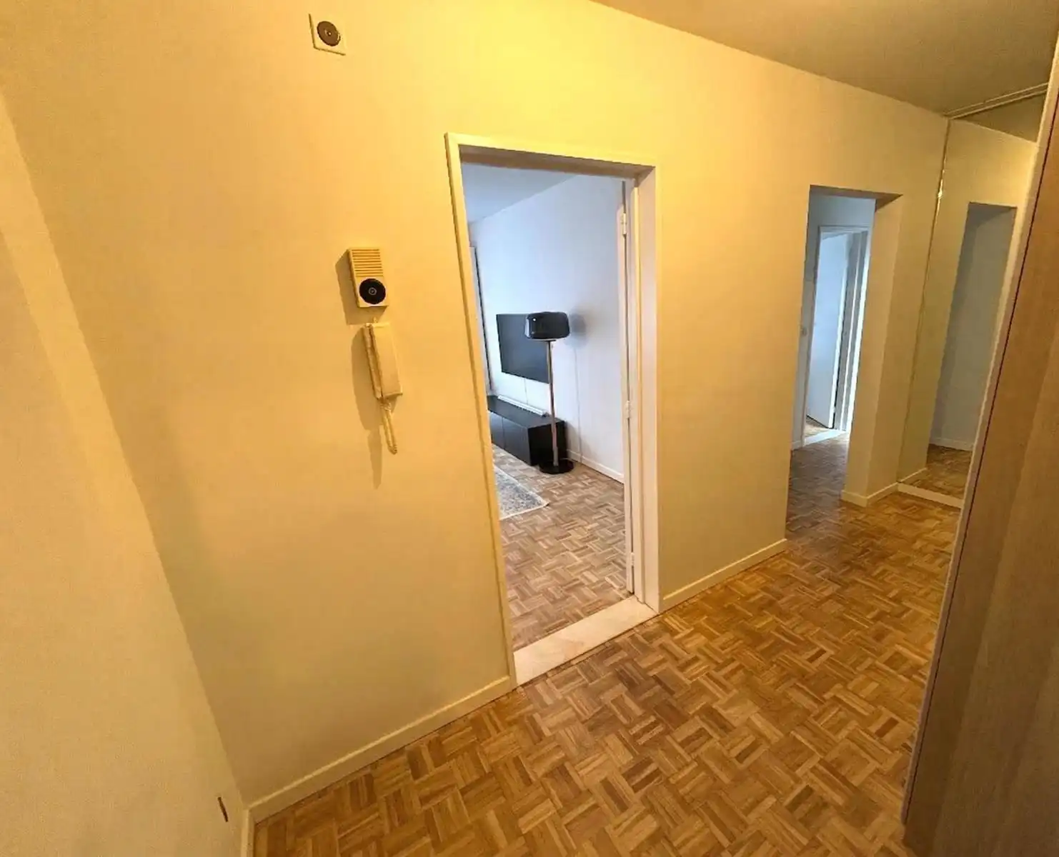 Gerenoveerd appartement met 3 slpk + garage in Mechelen foto 7