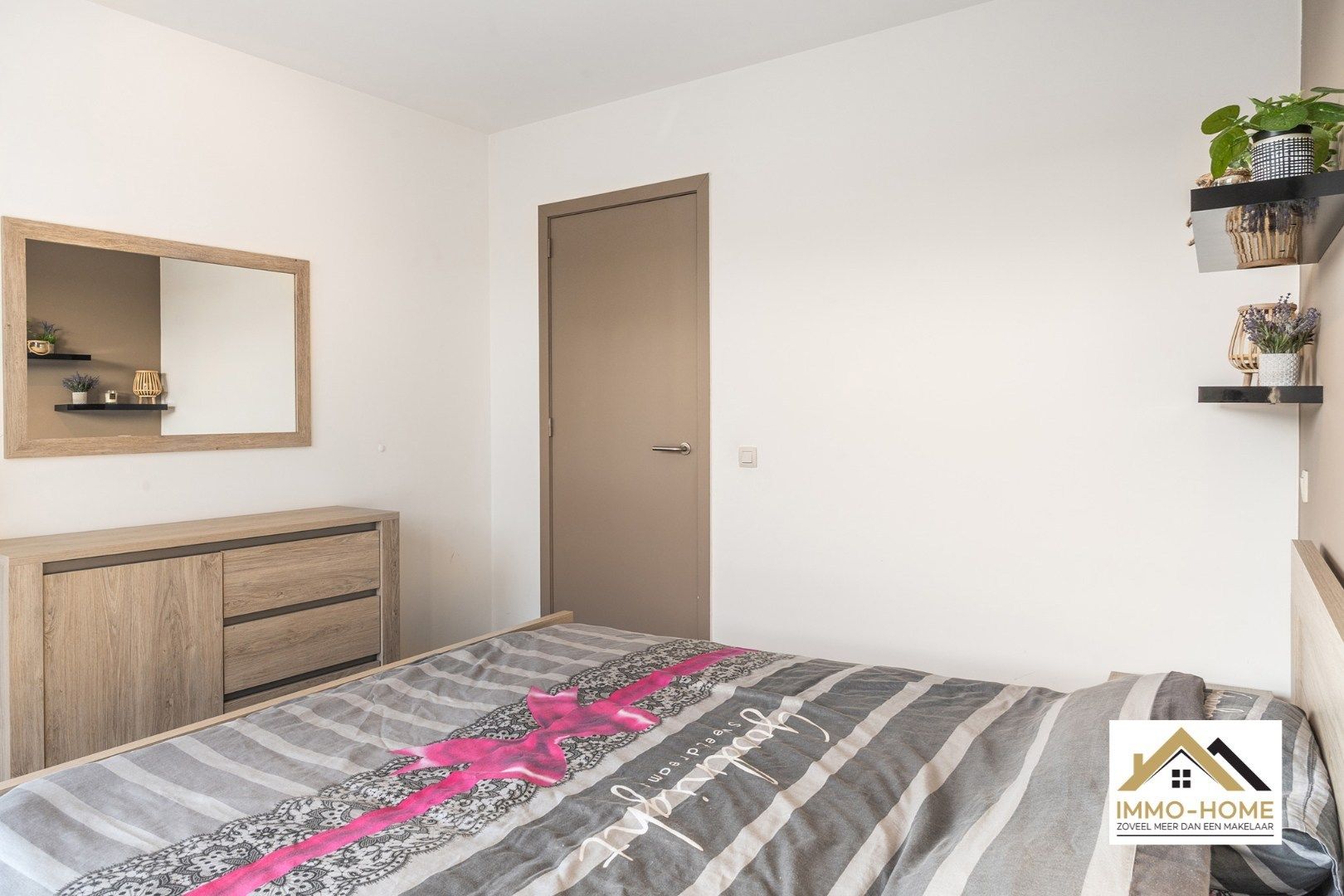 Modern instapklaar appartement  foto 12