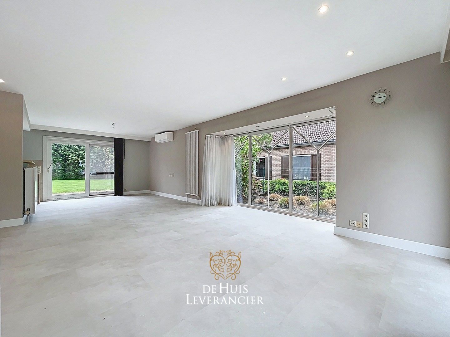Instapklare, gerenoveerde villa in het hart van Kontich waar rust en comfort gegarandeerd worden foto 6