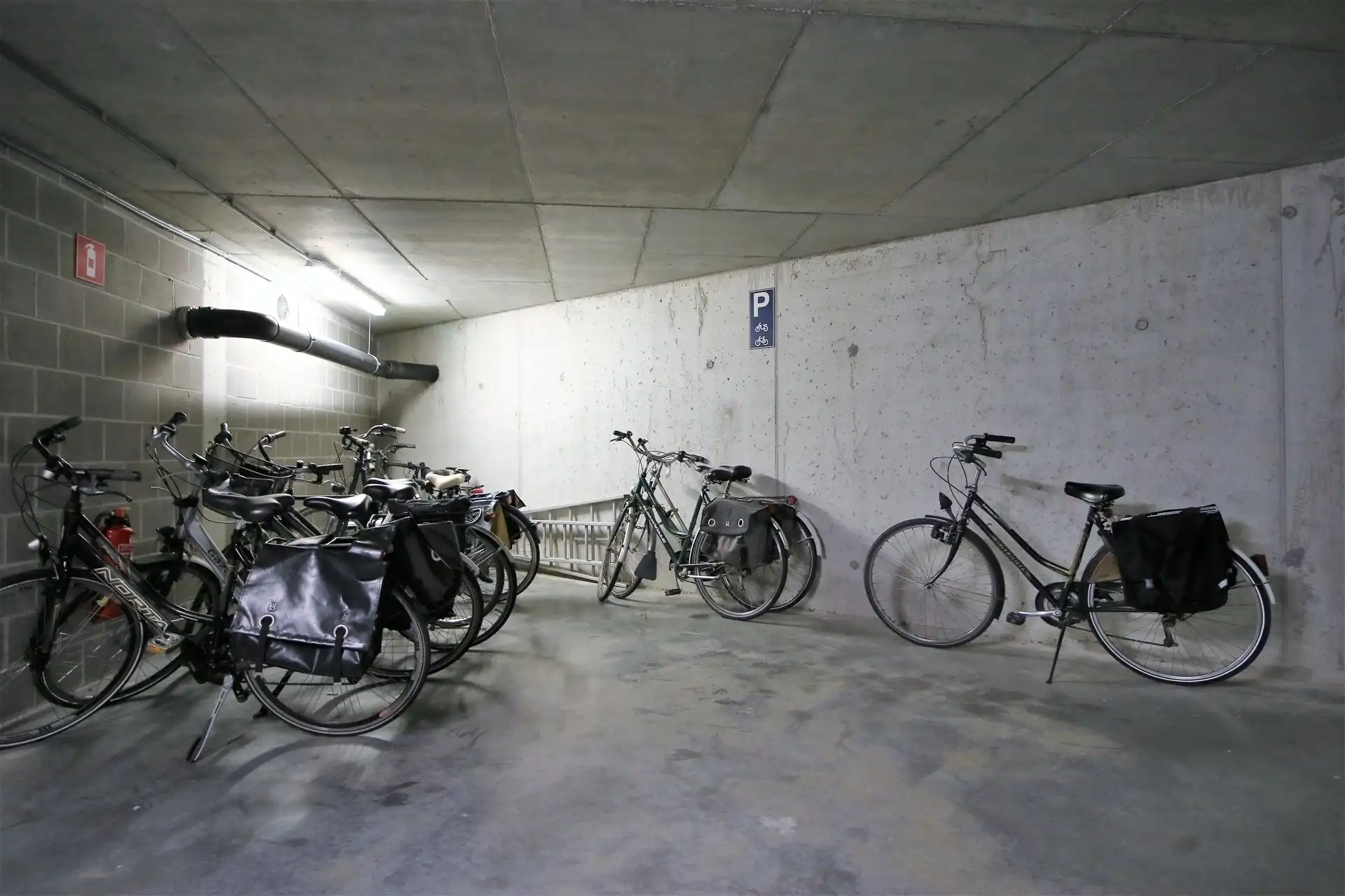 Energiezuinig appt 1 slpk met parking foto 16