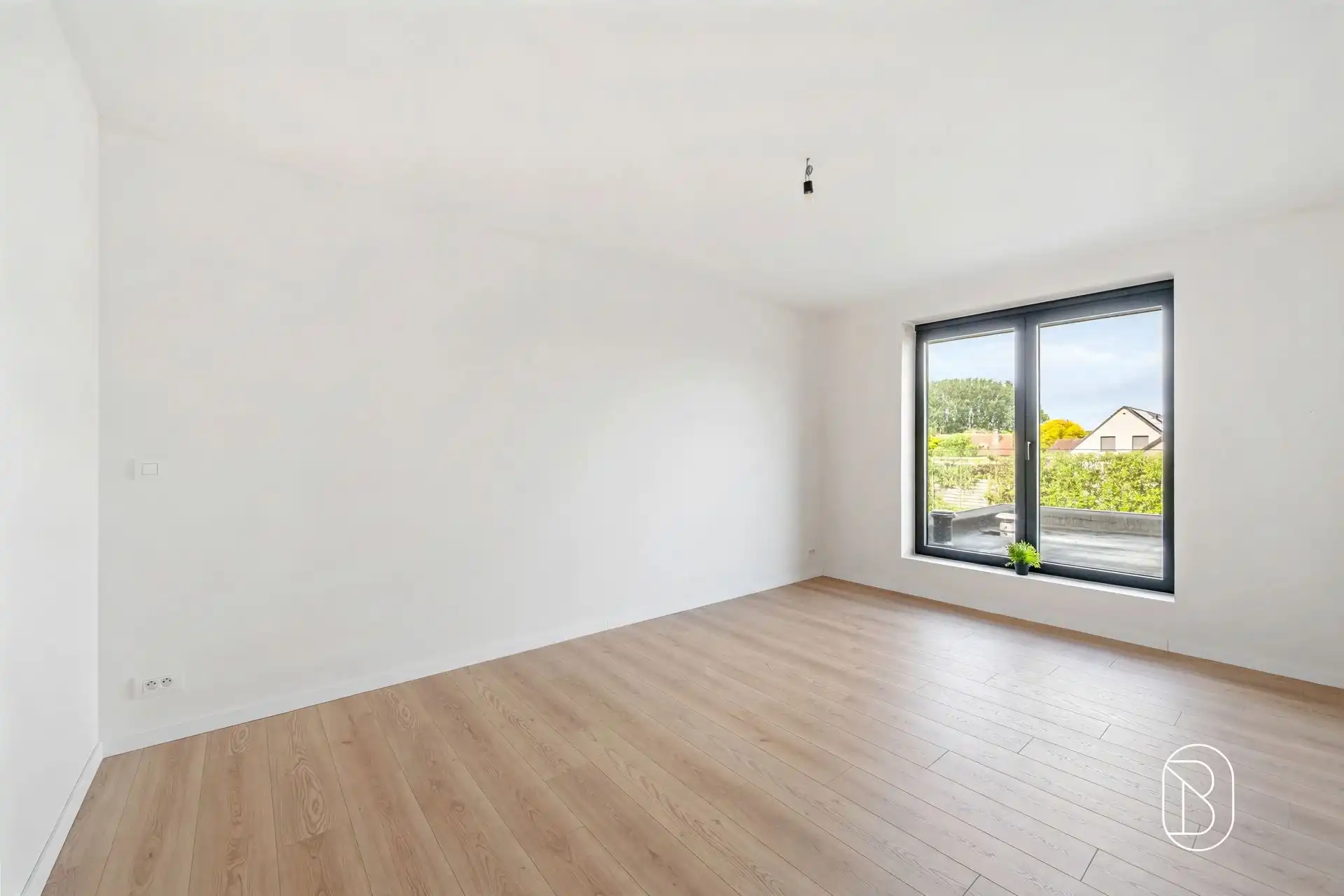 Kwalitatieve moderne ruime nieuwbouwwoning HOB met 3 SLK! foto 18