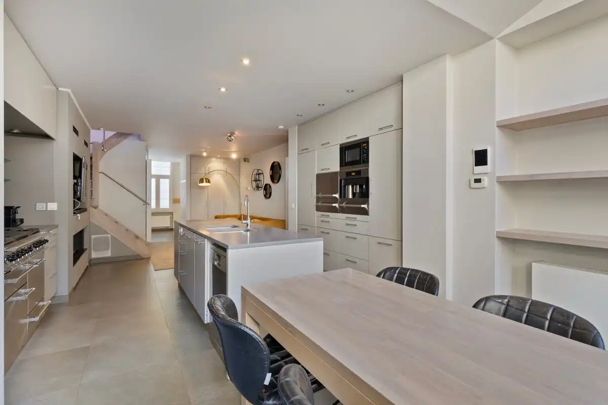 Charmant huis te koop in stadscentrum van Brugge foto 3