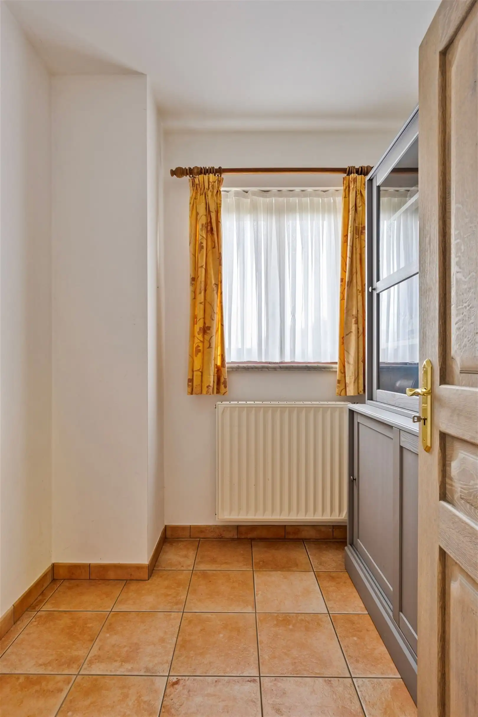 Exclusieve Villa met Luxe afwerking en idyllische tuin. foto 7