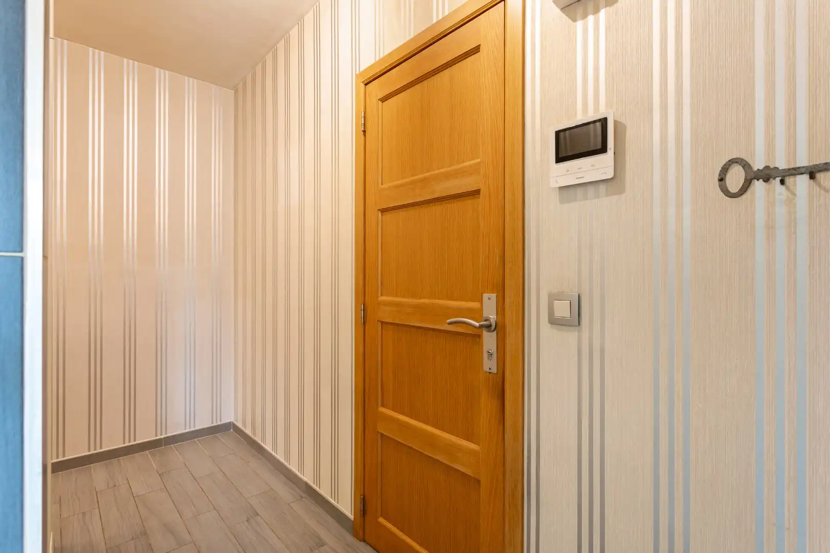 Gerenoveerd appartement met 2 slaapkamers, 2 terrassen en 2 garageboxen  foto 2