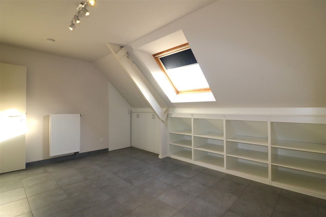 duplex met 2 slpk. en heel groot terras. Tip top ! foto 22