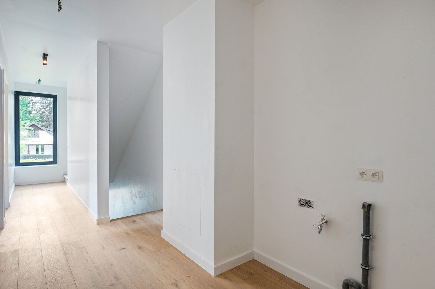Halfopen nieuwbouwwoning met 3 à 4 SLPKS en grote tuin in Kapellen! foto 32