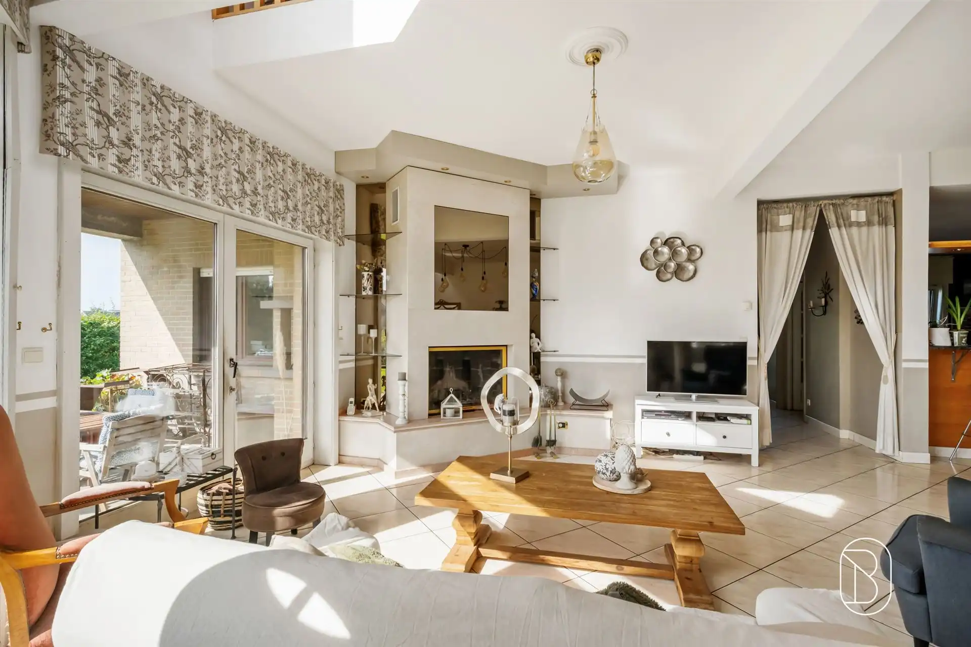 Architectenvilla op een perceel van 3.024 m² foto 11