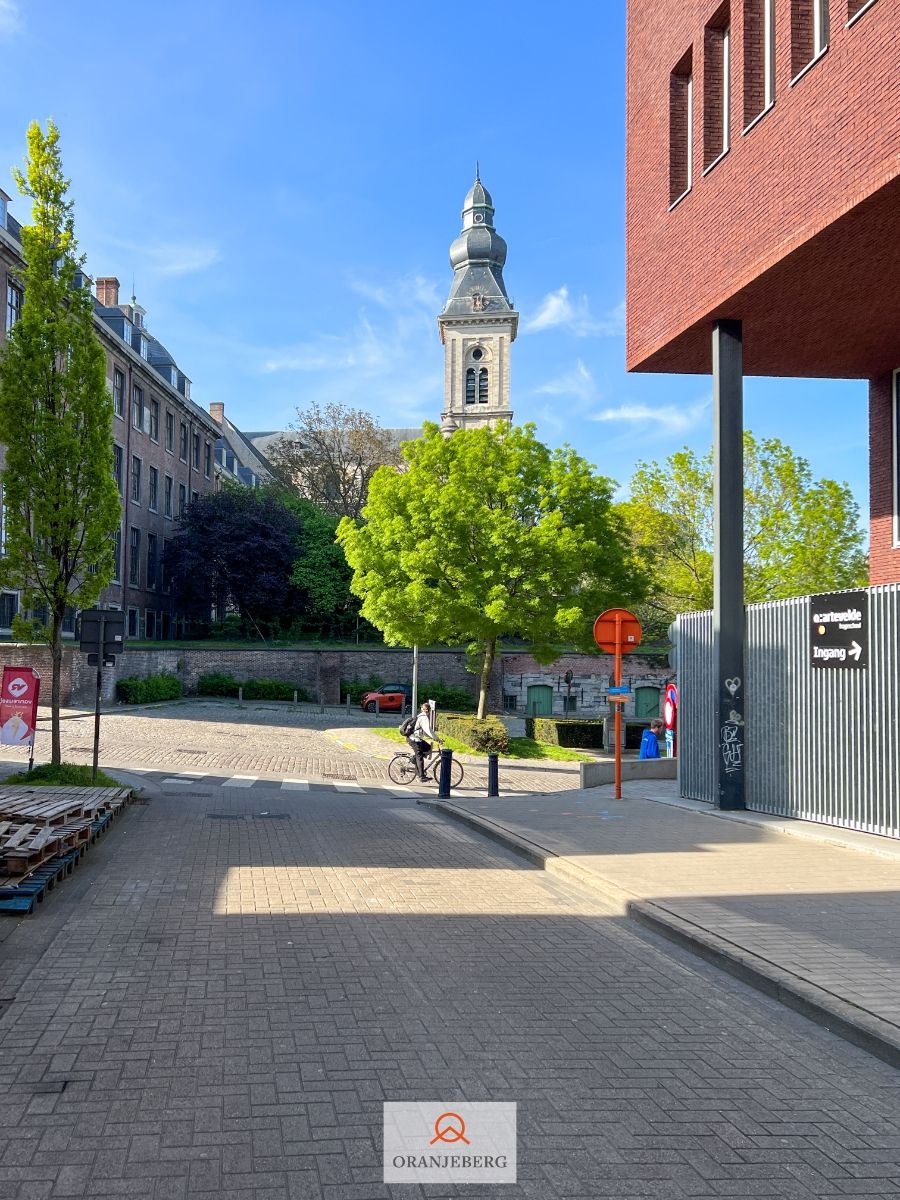 Smaakvol gerenoveerde woning nabij Kantienberg foto 22